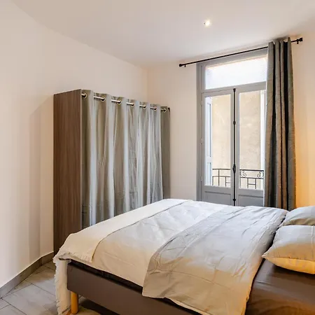 Cocon Elegant En Plein Centre De *