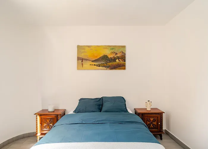 Cocon Elegant En Plein Centre De *